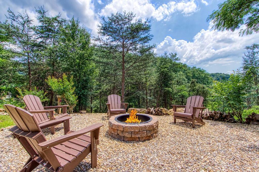 Tranquility Hollow, Indoor Pool, Game Room, 1089 Free Tickets Each Paid Day, Dollywood And More! Севьервилл Экстерьер фото